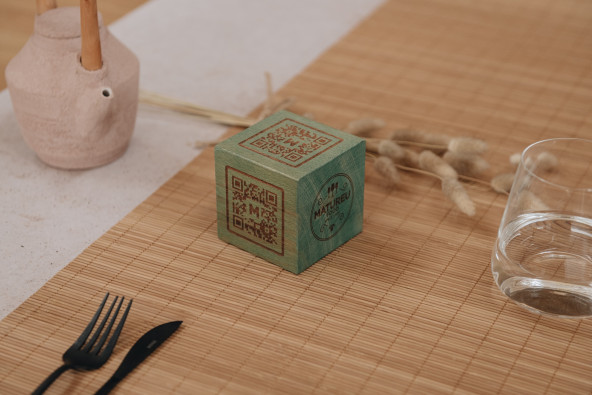 Cubo QR carta menu digitale standard Carte digitali QR Modello progettato con charme, pronto per essere personalizzato scegli...