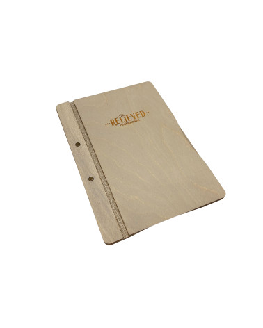 CLASSIC - Carta LOW A4 Menu in legno La lettera di sempre, classica e funzionale con sistema di rilegatura mediante viti.